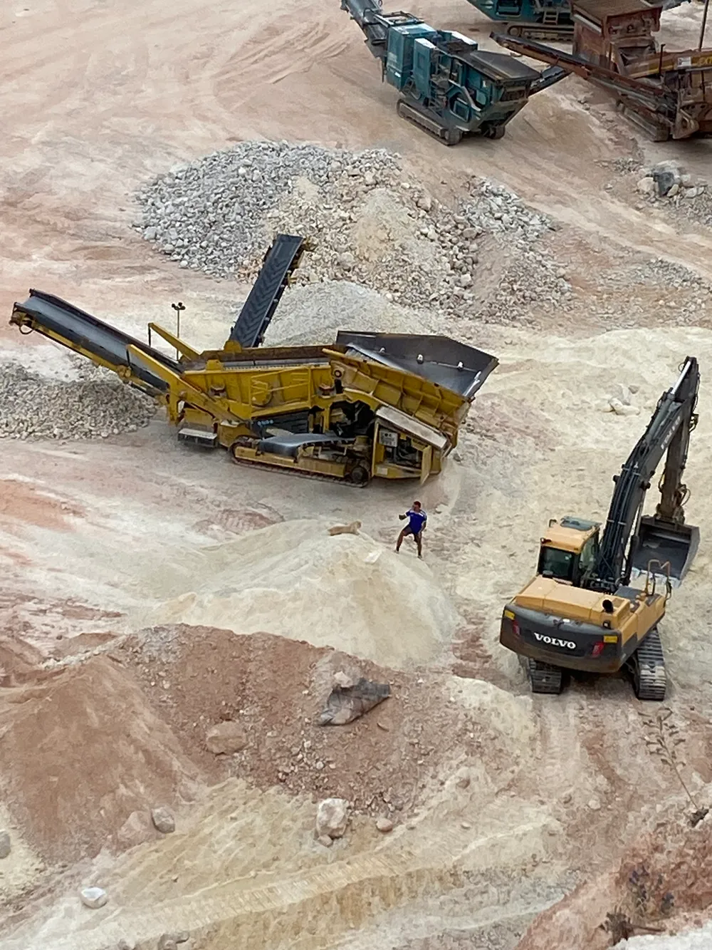 Image - DAMF-LOG Kft - 10