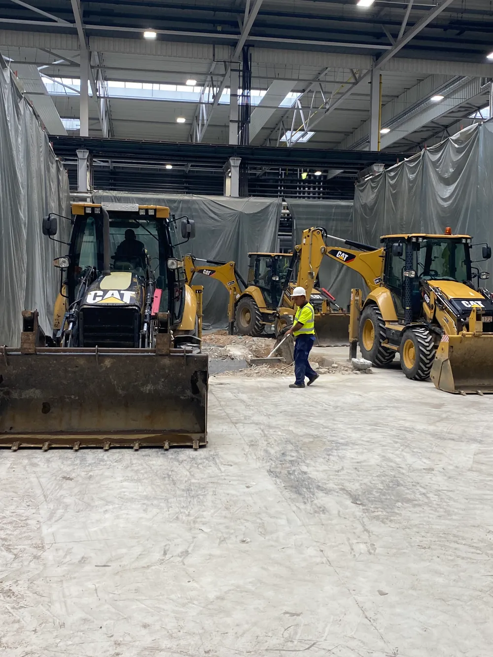 Image - DAMF-LOG Kft - 2