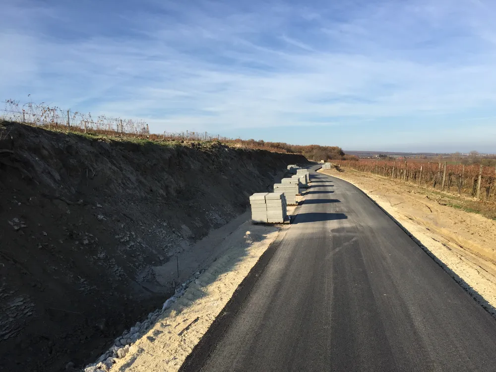 Image - DAMF-LOG Kft - 15