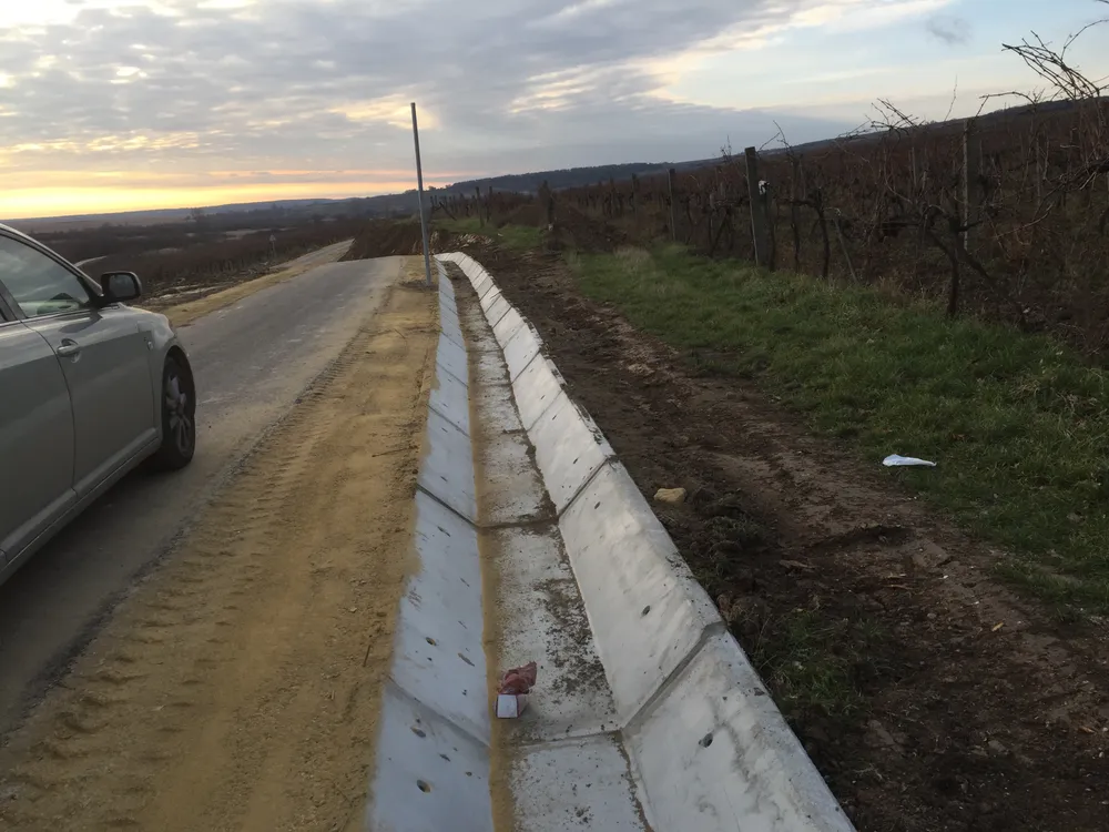 Image - DAMF-LOG Kft - 33